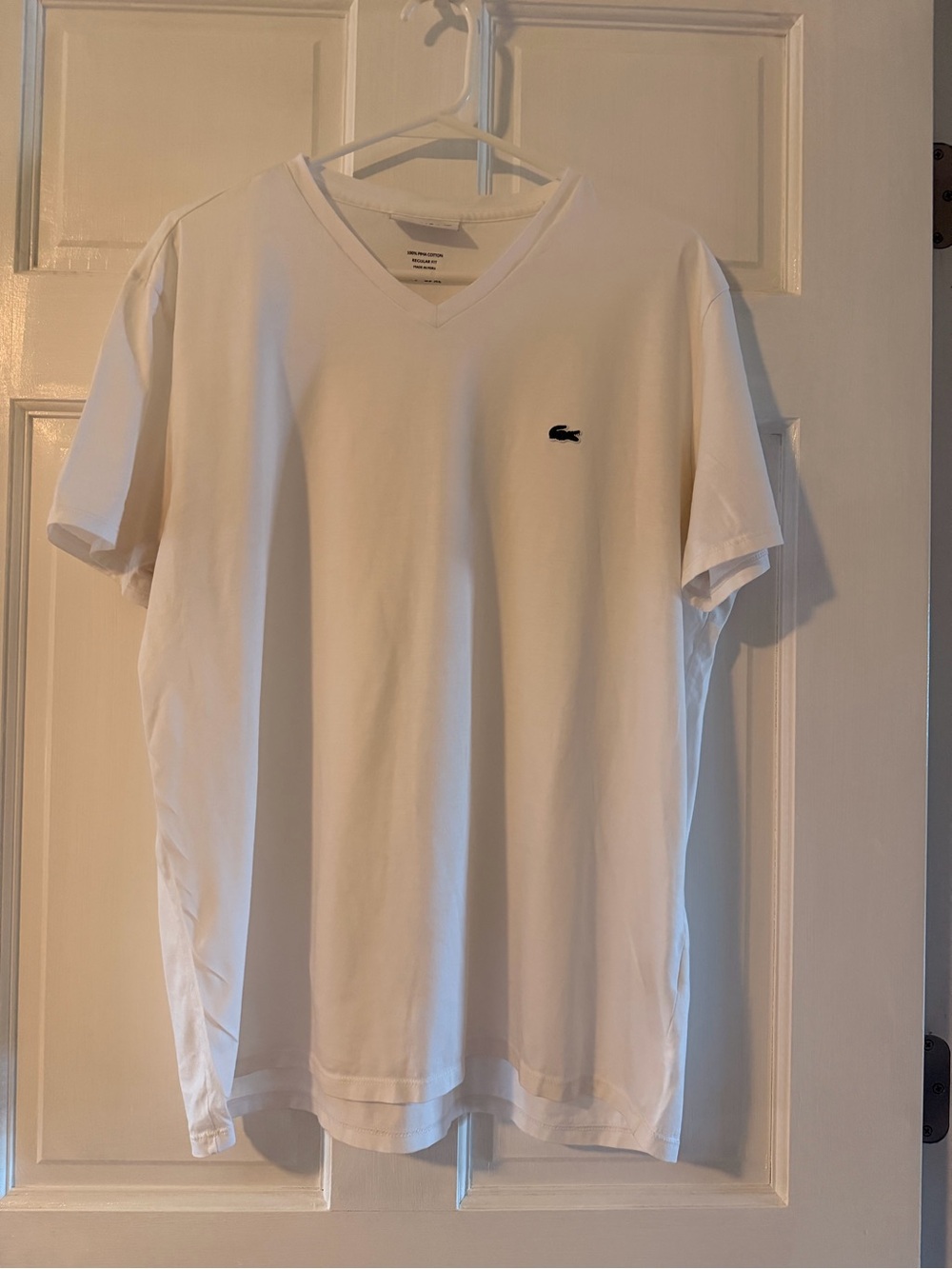 Lacoste White V-Neck Short Sleeve Tee with Navy Crocodile